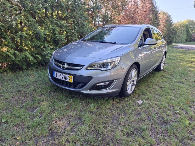Opel Astra Sports Tourer 1.6 T Sport
