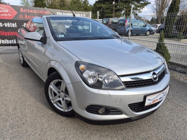 Opel Astra TT 1.6 Enjoy /Szervizk�nyv/Alufelni/...