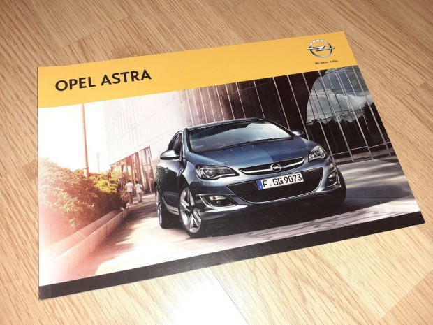 Opel Astra (J) prospektus - 2013, magyar nyelv