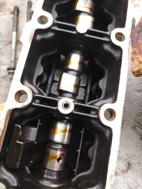 Opel Astra alkatr�szek elad�k 