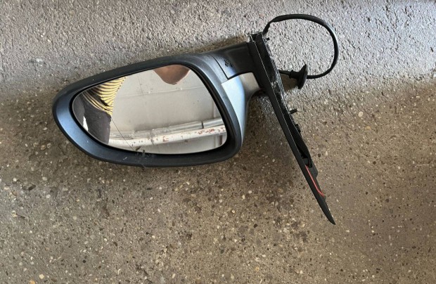 Opel Astra alkatrészek jobb ajtókhoz