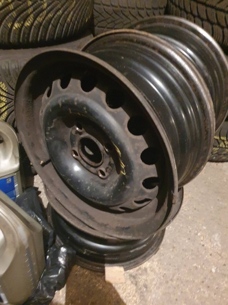 Opel Astra felni garnit�ra