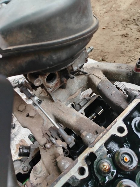 Opel Astra hengerfej elad� 