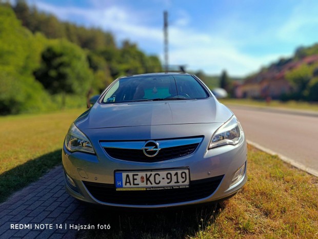 Opel Astra j