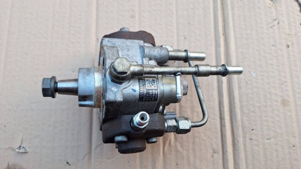 Opel Astra j A17Dtj nagynyoms pumpa 55586500
