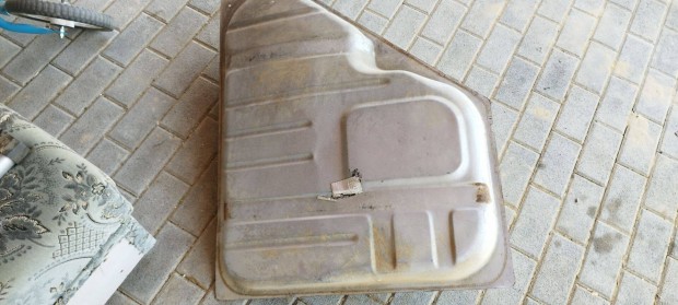 Opel Astra tank