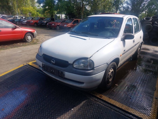 Opel B Corsa 1.0 alkatrszei