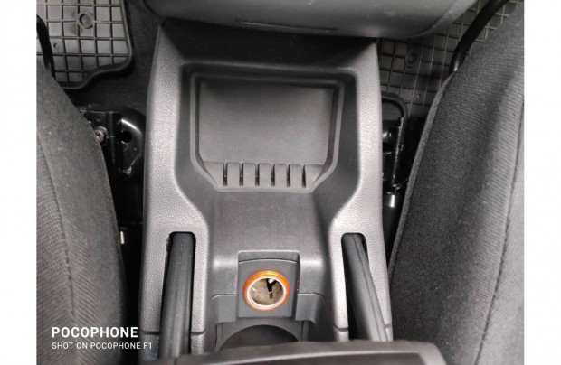 Opel B Zafira kard�nalag�t t�rol� fed�l (k�zif�k alatti) GM 13162597