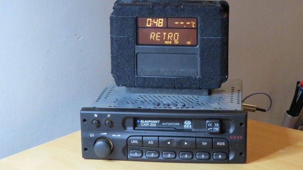 Opel CAR 300 gy�ri Astra Corsa magn� r�di� aut�r�di�