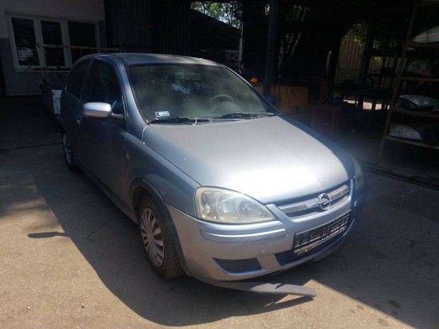 Opel C Corsa Karosszéria elemei Z163