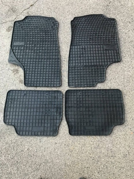 Opel C Corsa gumisz�nyeg szett