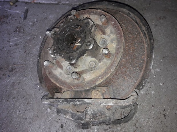 Opel Campo Bal Els� Csonk�llv�ny Ker�kaggyal + F�knyereg