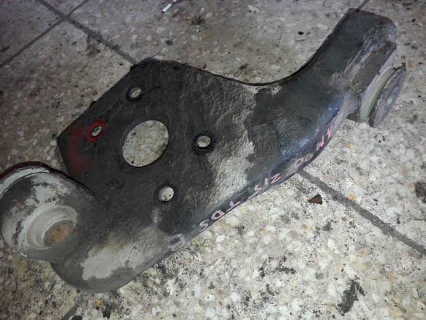 Opel Campo Differenci�lm� Tart� Konzol