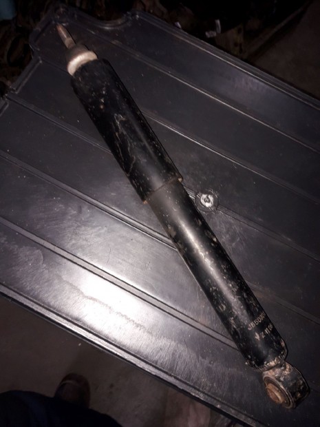 Opel Campo Els� Leng�scsillap�t�