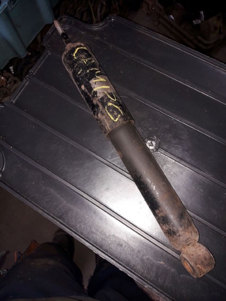 Opel Campo Els� Leng�scsillap�t�