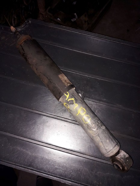 Opel Campo Els� Leng�scsillap�t�