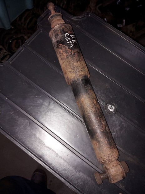 Opel Campo Els� Leng�scsillap�t�