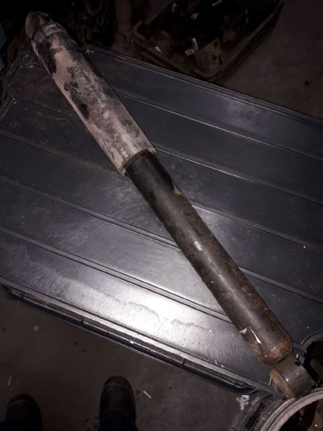 Opel Campo H�ts� Leng�scsillap�t�