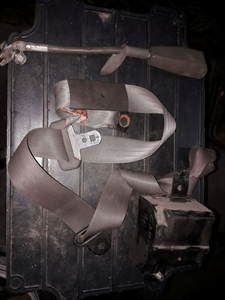 Opel Campo Jobb Els� Biztons�gi �v