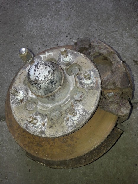 Opel Campo Jobb Els� Csonk�llv�ny Ker�kaggyal + F�knyereg