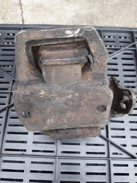 Opel Campo Motortart� Bak