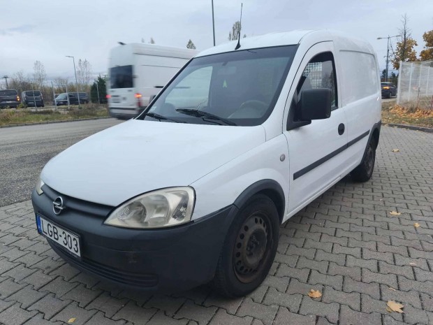 Opel Combo 1249cm Diesel Rozsda-mentes