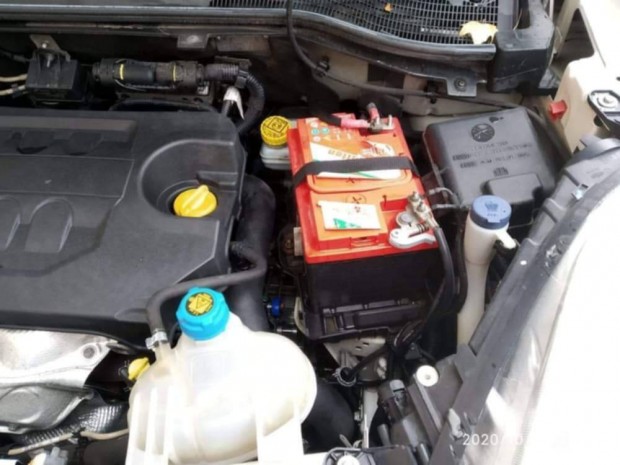 Opel Combo 1,6 CDTI 6-os váltóval kishaszon jarmű