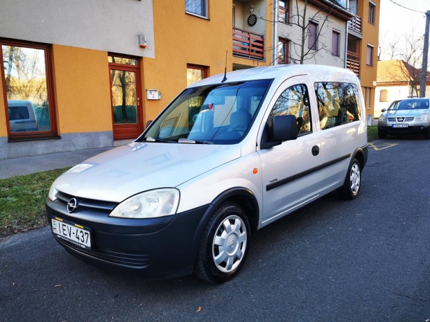 Opel Combo 1.6 Comfort. Benzines /jszer /gyr...