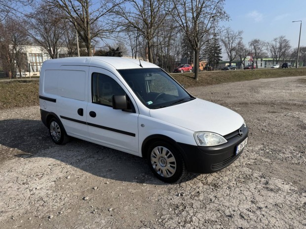 Opel Combo 1.7CDTI magyar.klima.vonóhorog!