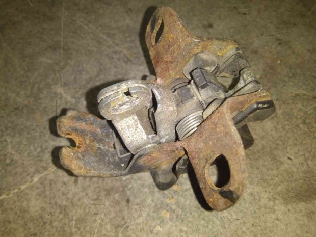 Opel Combo C Bal Tol�ajt� Als� Z�rszerkezet