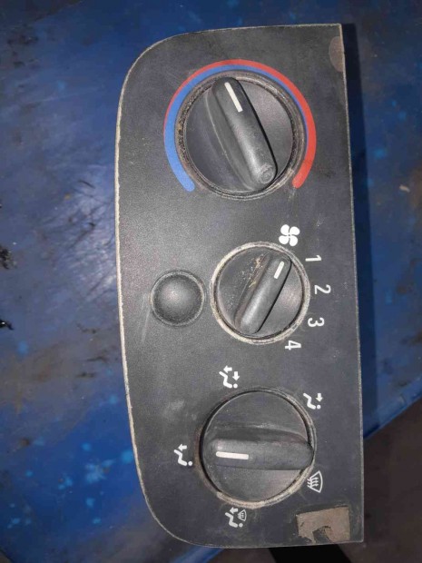 Opel Combo C F�t�skapcsol�