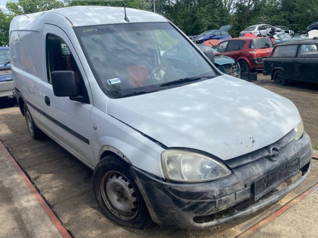 Opel Combo C (2008) 1.3D Z13Dtj Alkatrészek #M2603