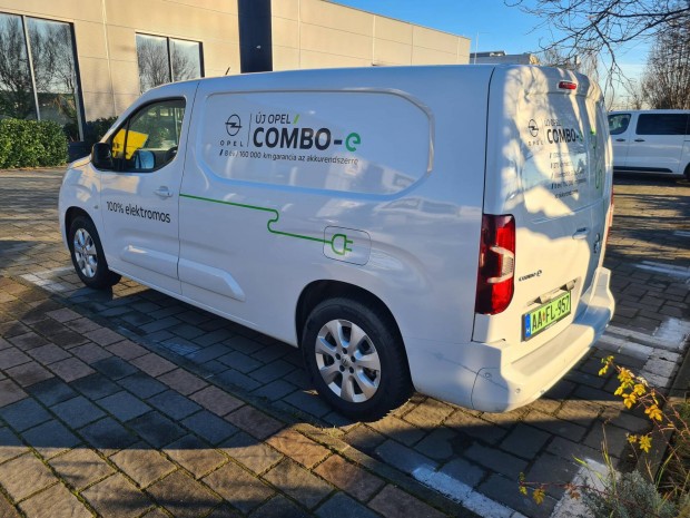 Opel Combo Combo-e Cargo 50kWh L1 (Automata) ha...