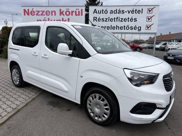 Opel Combo Life 1.2 T Edition Plus (7 szem�lyes...