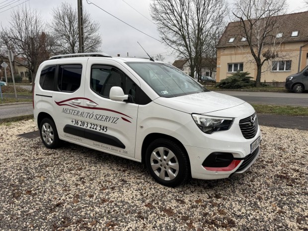 Opel Combo Life 1.2 T Enjoy Magyarorsz�gi. 75e. km