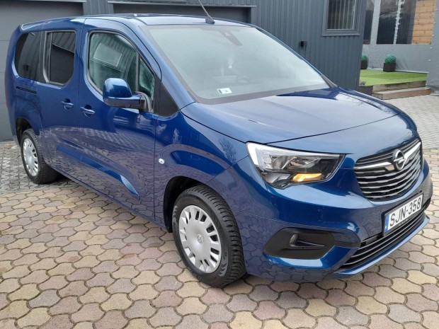 Opel Combo Life 1.2 T Innovation (7 szemlyes )...