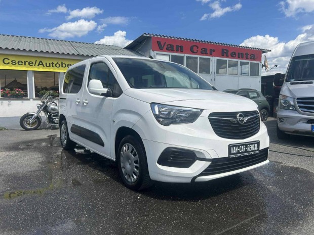 Opel Combo Life 1.2 T Selection Nagyon Megkml...