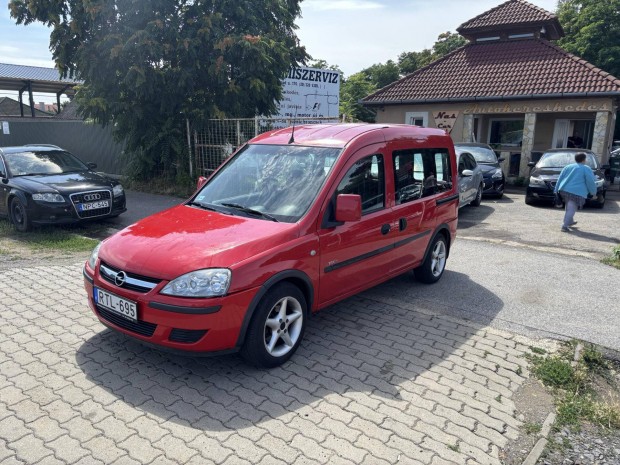 Opel Combo Tour 1.3 CDTI Enjoy