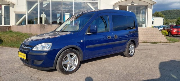 Opel Combo Tour 1.4 Business Arizona 106 000Km!...