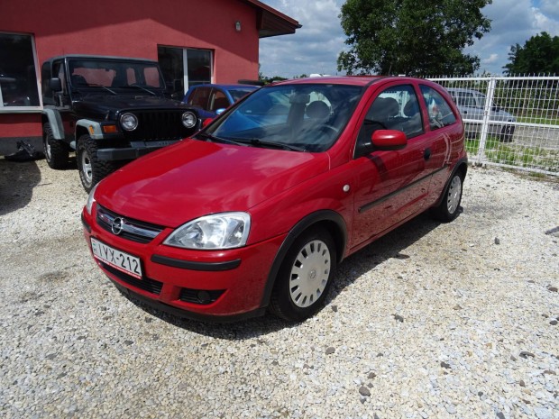 Opel Corsa 1.2 16V Comfort Klímás