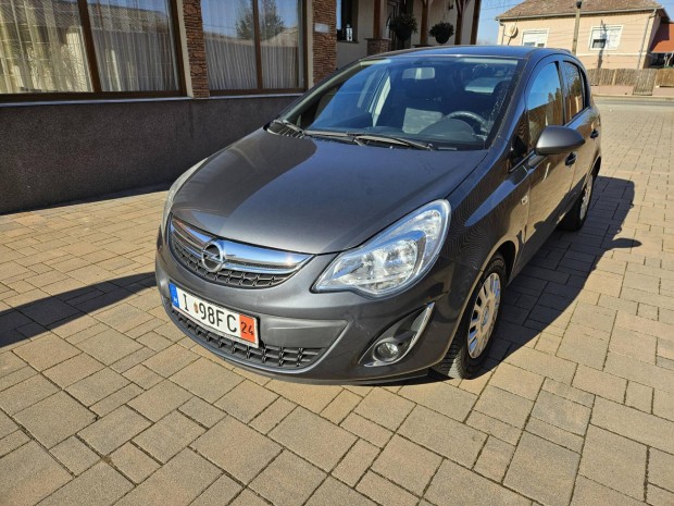 Opel Corsa 1.2 Enjoy 126 Ekm! Vezetett Szervzk...