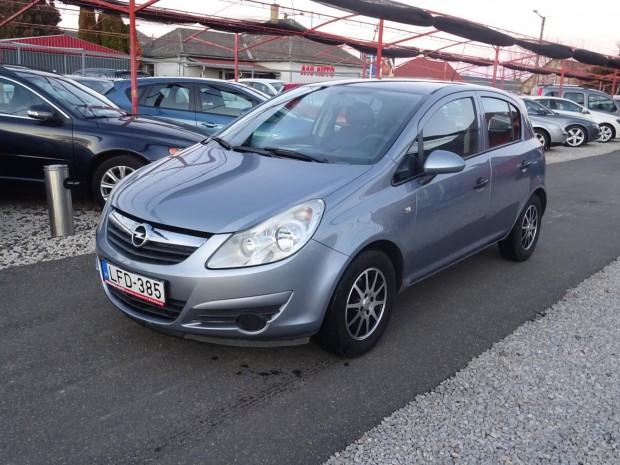 Opel Corsa 1.2 Enjoy Klma.Tolat radar