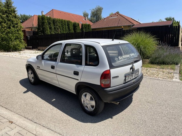 Opel Corsa 1.2i Swing 2.év műszaki vizsga Nem r...