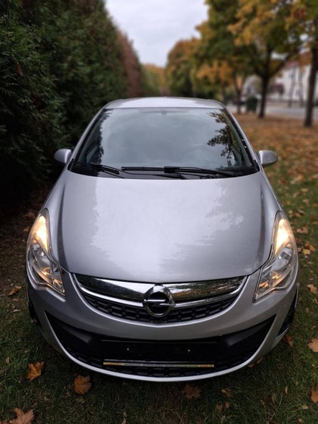 Opel Corsa 1.4 Active