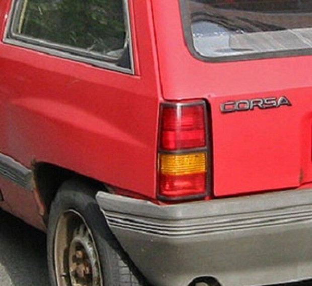 Opel Corsa A (1982 - 1993) bal hts lmpa izzfoglalat