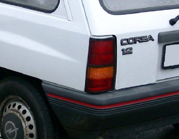 Opel Corsa A (1982 - 1993) bal hts lmpa izzfoglalat
