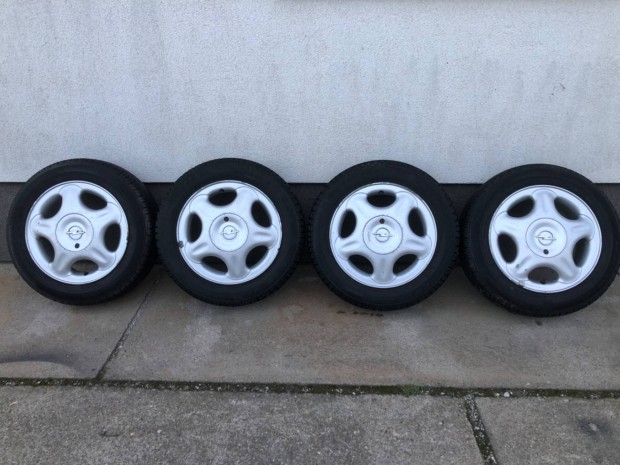Opel Corsa Astra gyri alufelni 14 col Alkalmi ron
