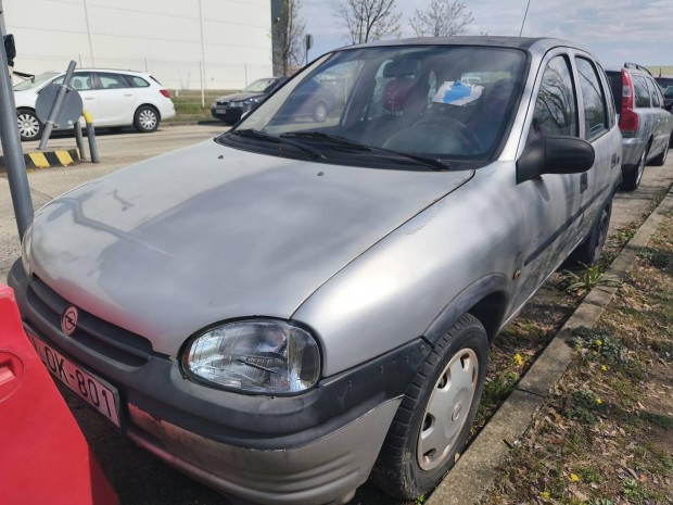 Opel Corsa B 1.2 16V CDX