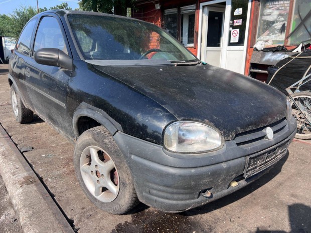 Opel Corsa B (1996) 1.2i X12SZ Alaktrészek #M3052