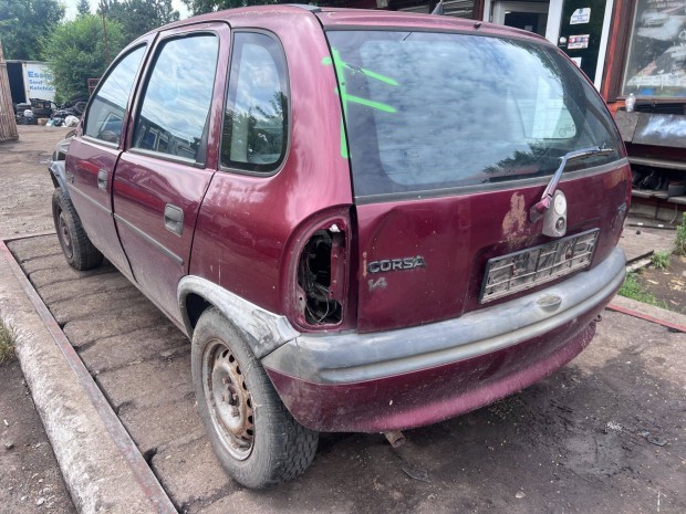 Opel Corsa B (1997) 1.4i X14SZ Alkatrészek #M2831